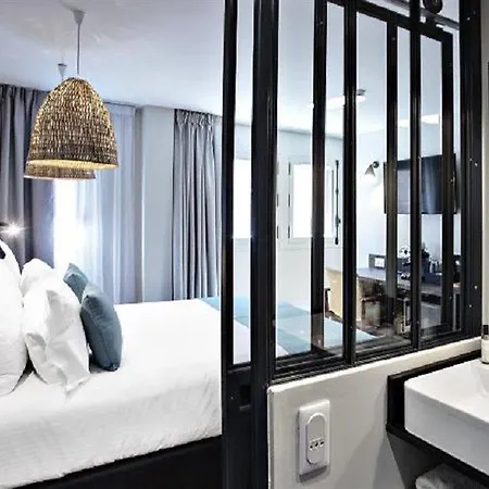 Hotel Boutique Du Taur 4*