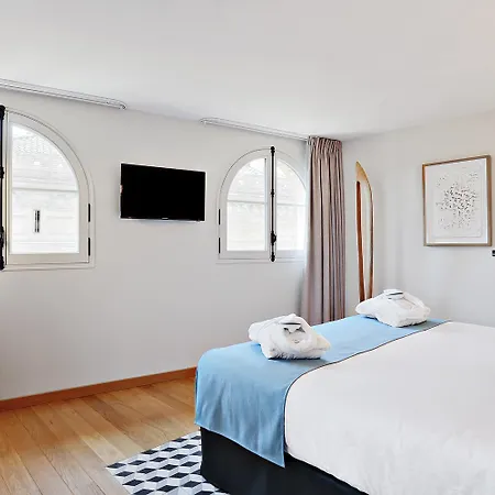 Boutique Du Taur מלון 4*