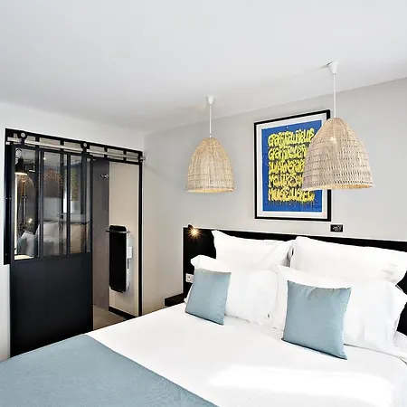 Du Taur - Capitole & Basilique St Sernin Otel 4*
