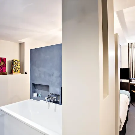Du Taur - Capitole & Basilique St Sernin Otel 4*